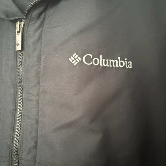 Columbia Softshell Jacket - EUC - Picture 4 of 8